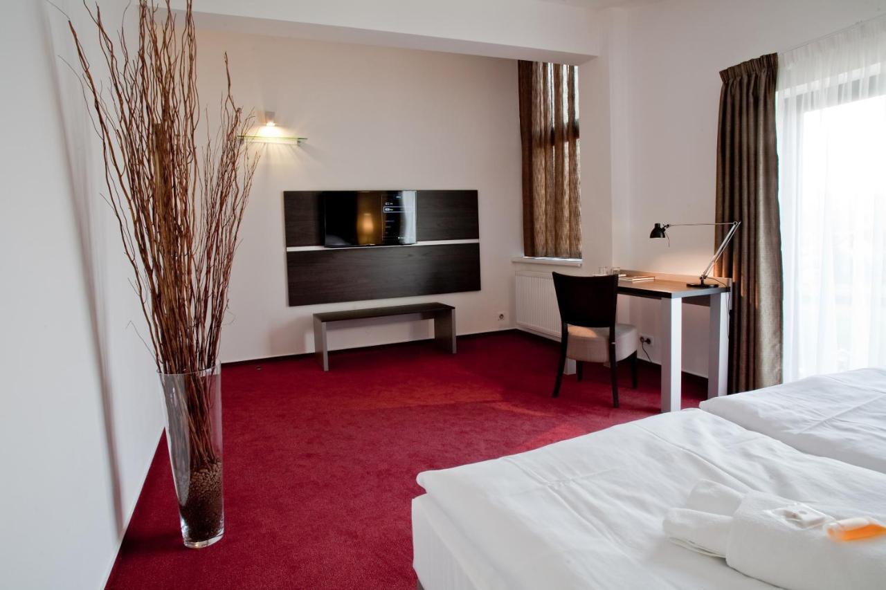 Hotel Zamecka Sypka Бланско Екстериор снимка